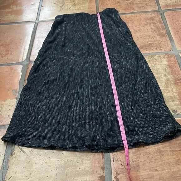 🔷 AQUA Knit Black Silver Metallic Midi Skirt Size Small MSRP$68 NWT Holiday - Picture 7 of 7